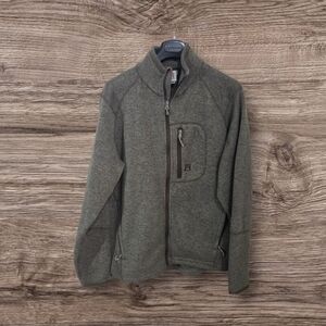 Avalanche Green Zip Up Sweater for Outdoor Comfort Size L